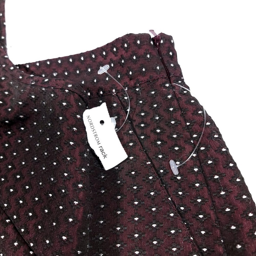 NWT Tildon Jacquard Crop Top and High Waisted Shorts Set in Burgundy Large - Picture 10 of 11